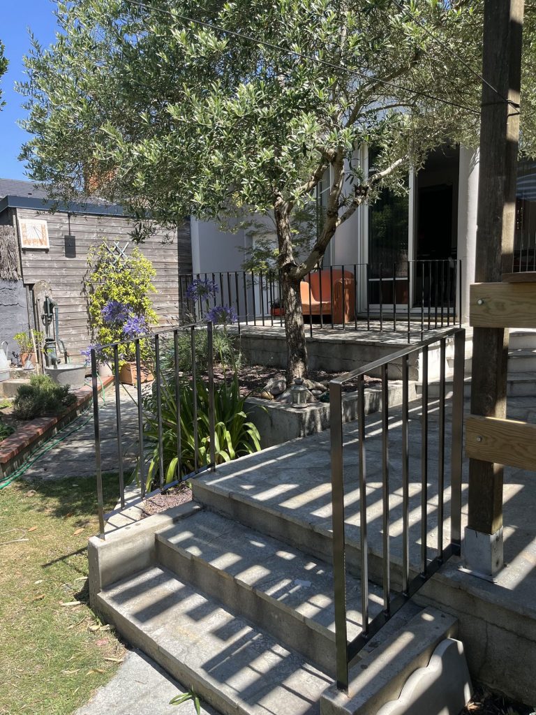 création garde corps main courante sur mesure