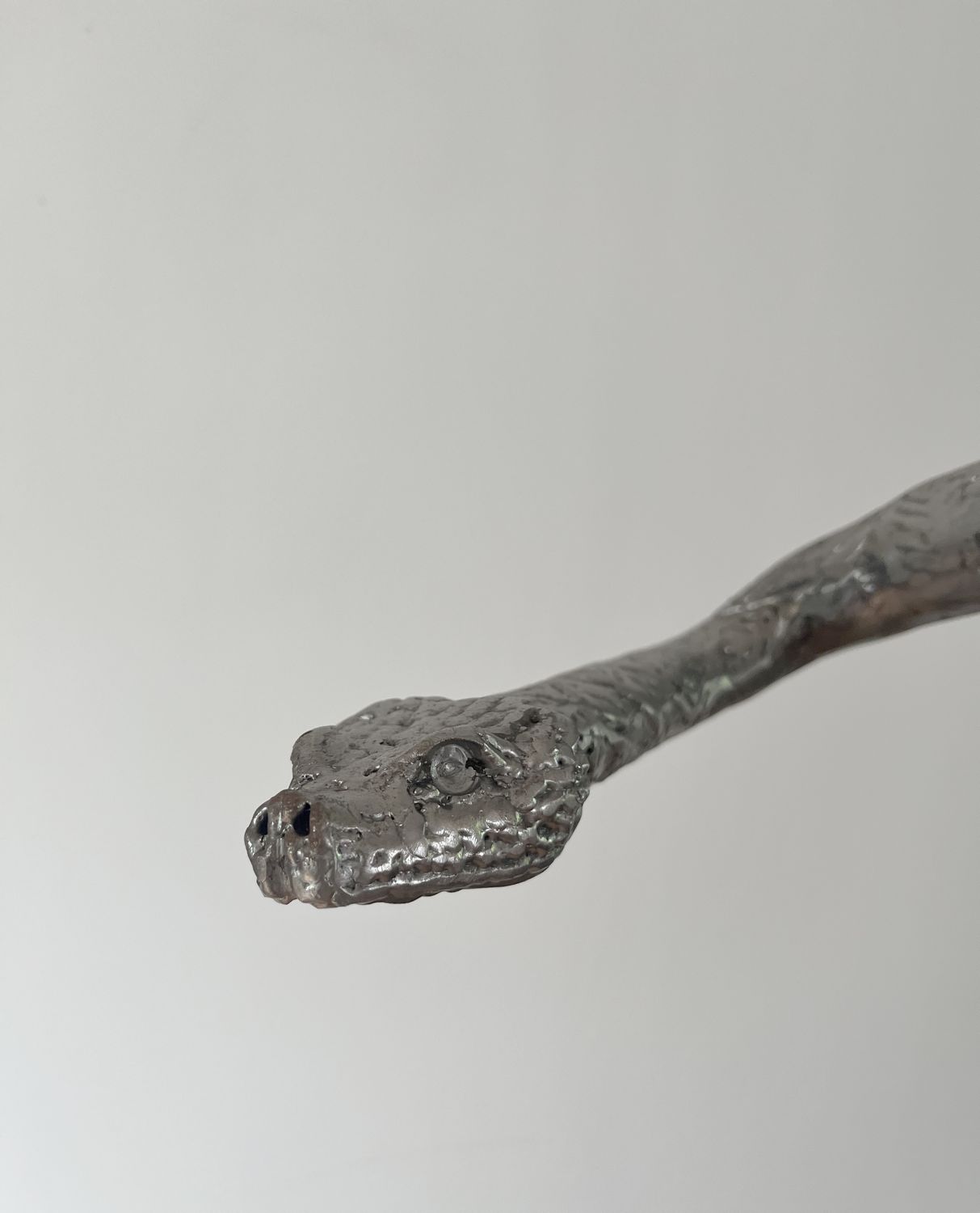 sculpture métal animal serpent