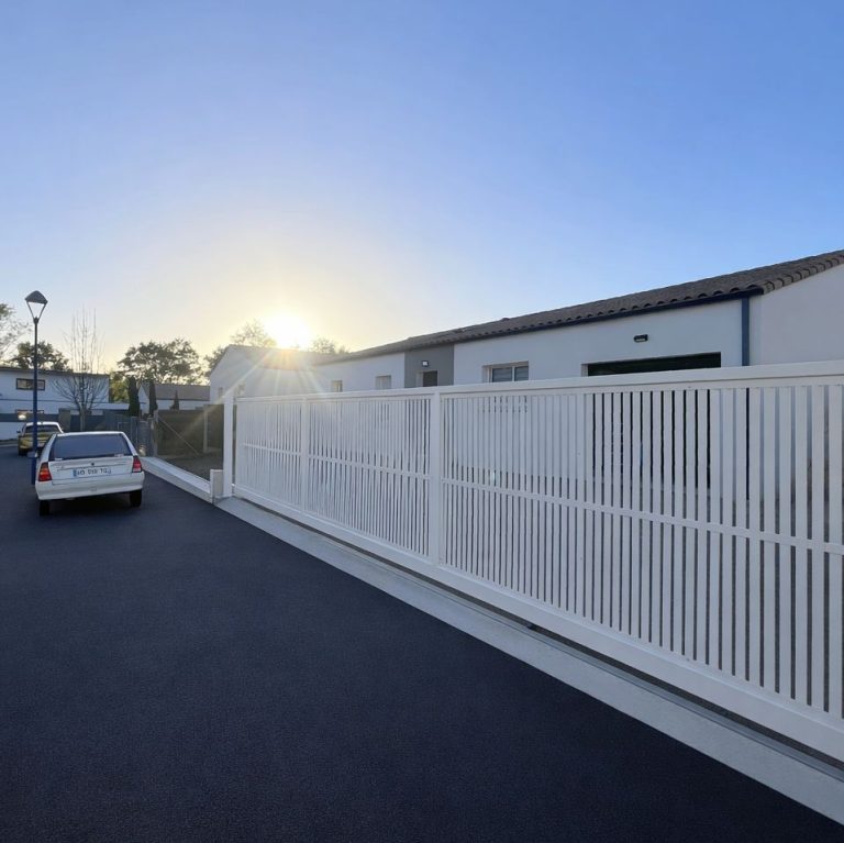 grand portail sur mesure réalisation en vendée